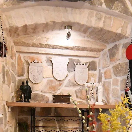 Ferienwohnung Madona Di Sinj Exterior foto