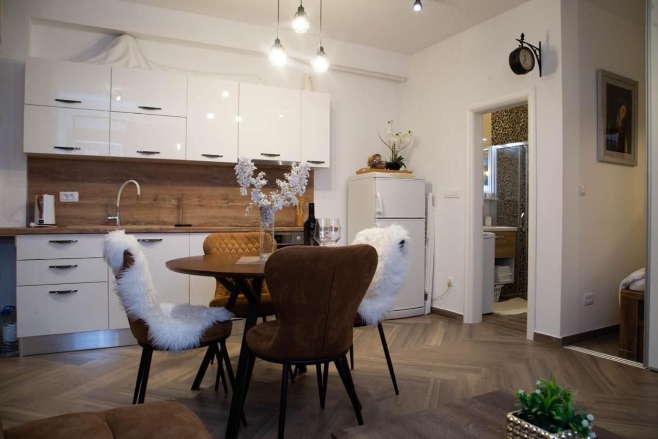 Madona Di Apartment Sinj